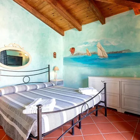 Aurora Con Piscina Privata Stintino