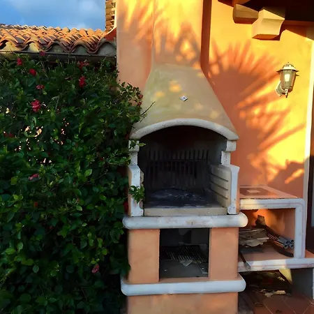 Aurora Con Piscina Privata Holiday home *