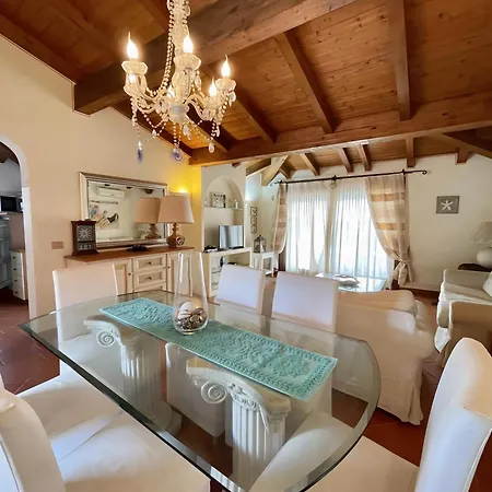 Holiday home Aurora Con Piscina Privata